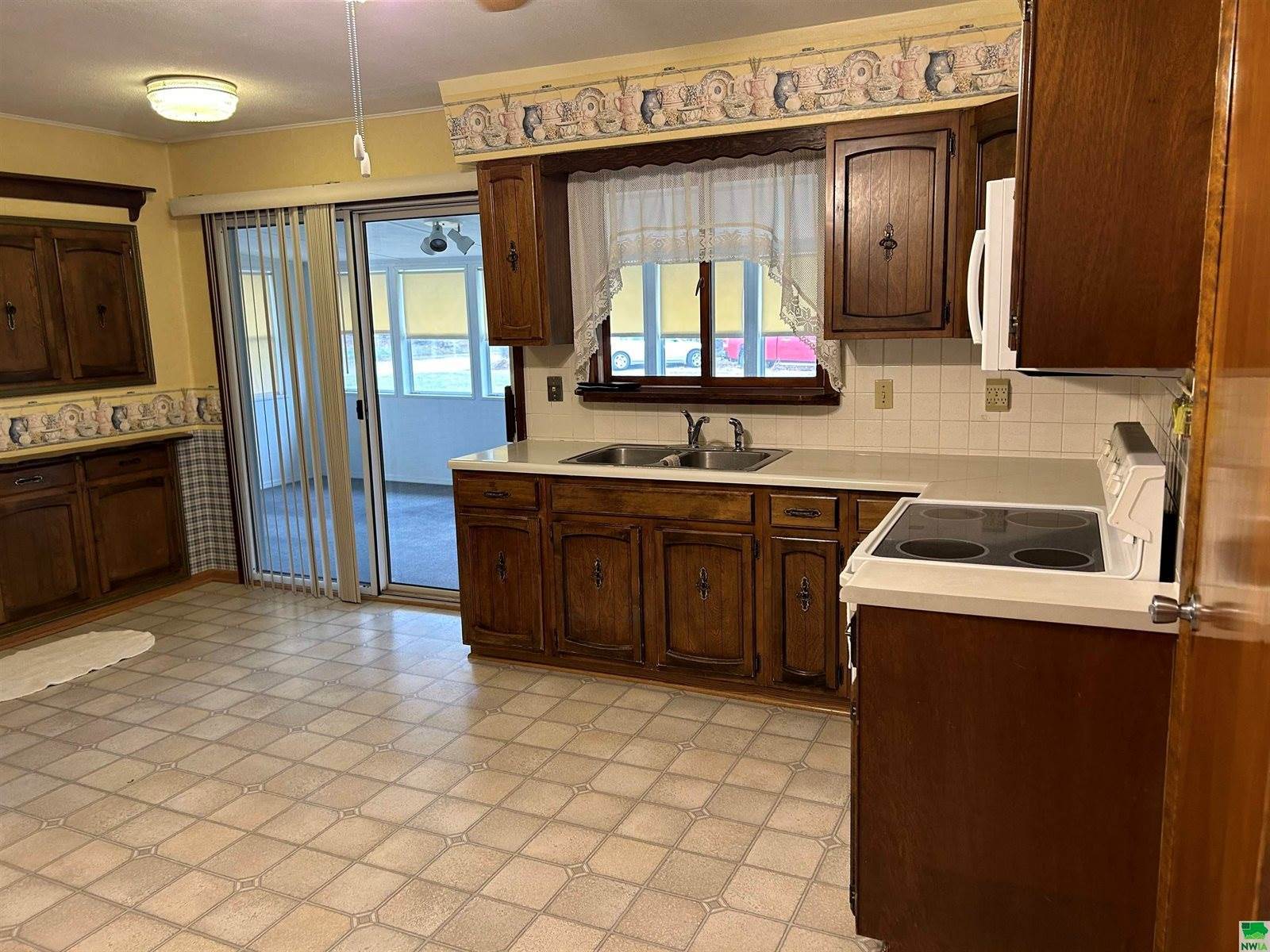 4536 Harrison St., Sioux City, IA 51108