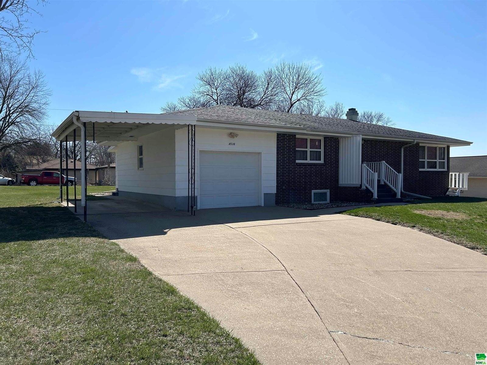 4536 Harrison St., Sioux City, IA 51108