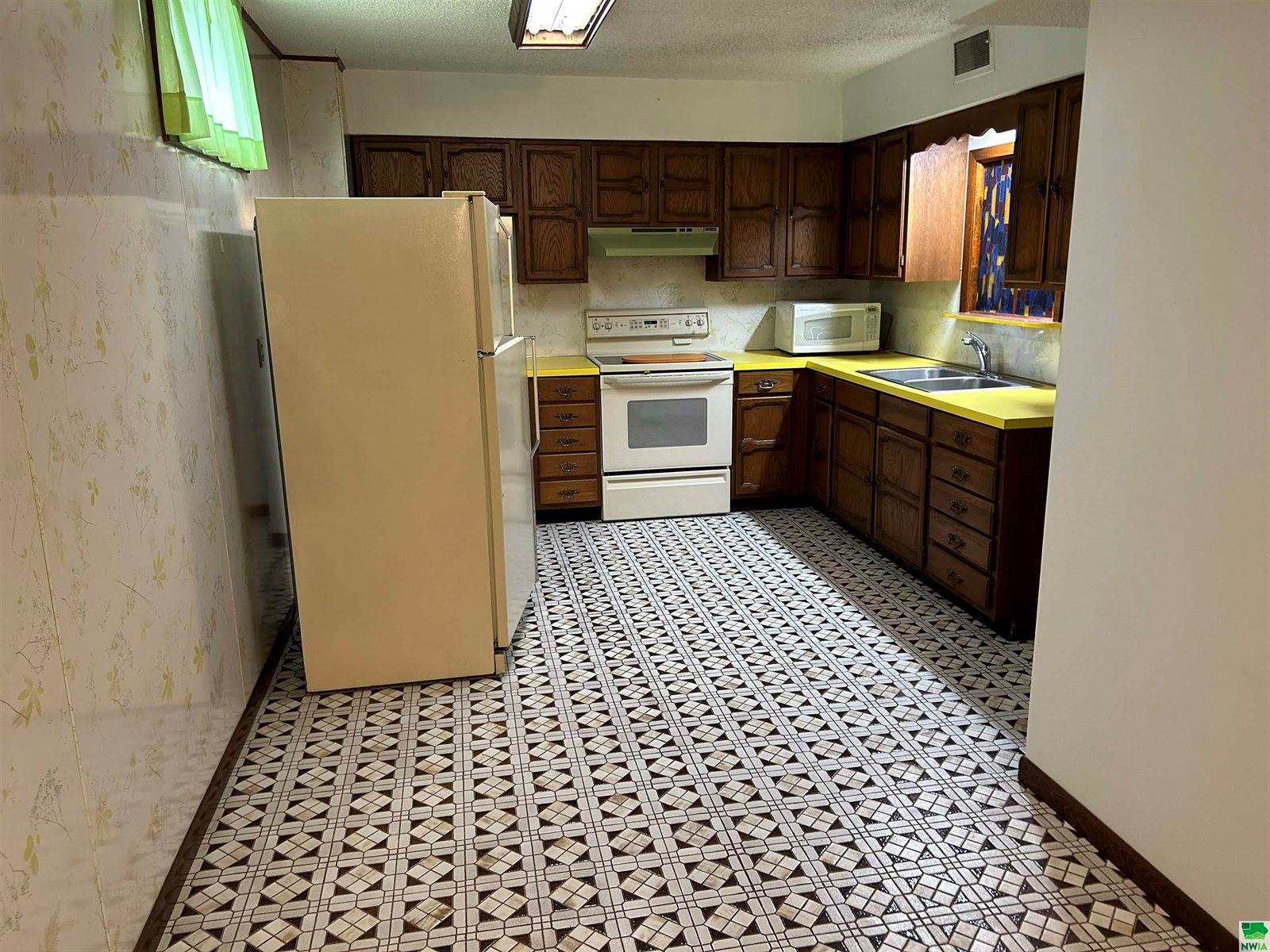 4536 Harrison St., Sioux City, IA 51108