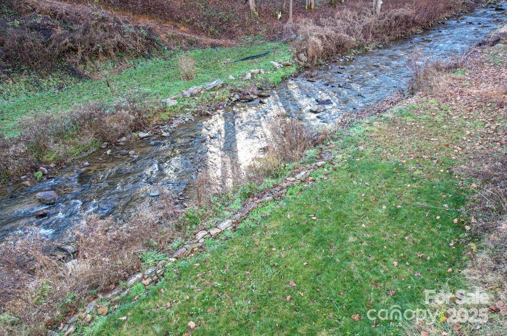 1782 Bald Mountain Road, Burnsville, NC 28714