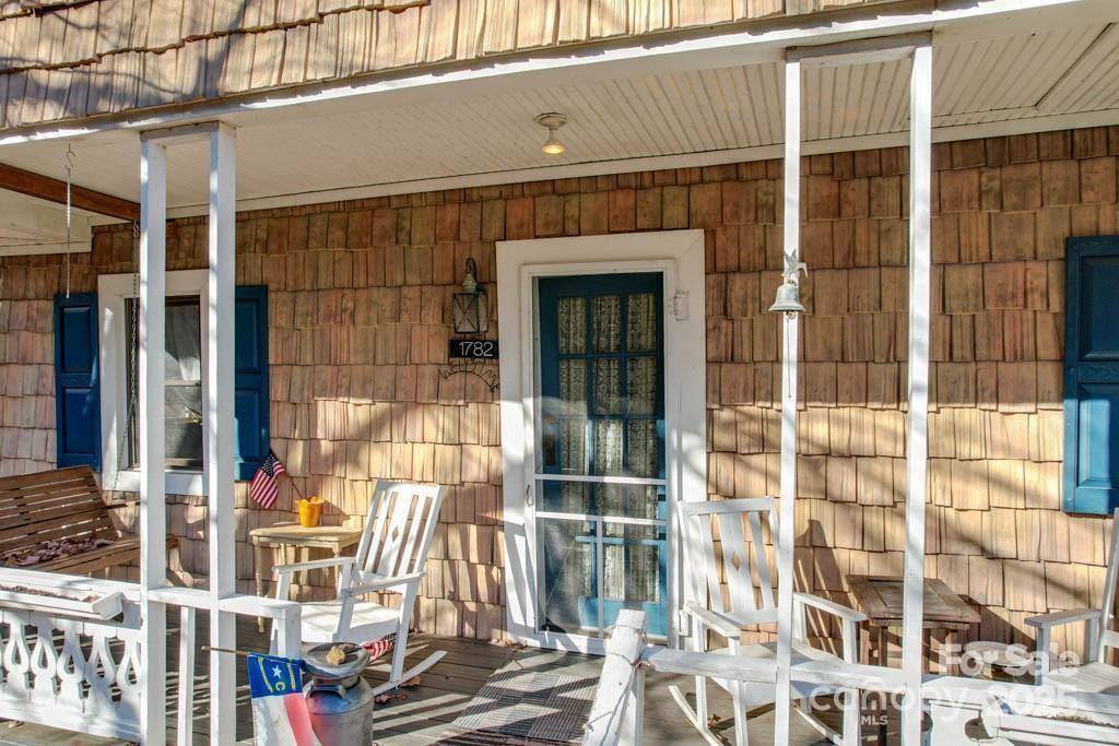 1782 Bald Mountain Road, Burnsville, NC 28714