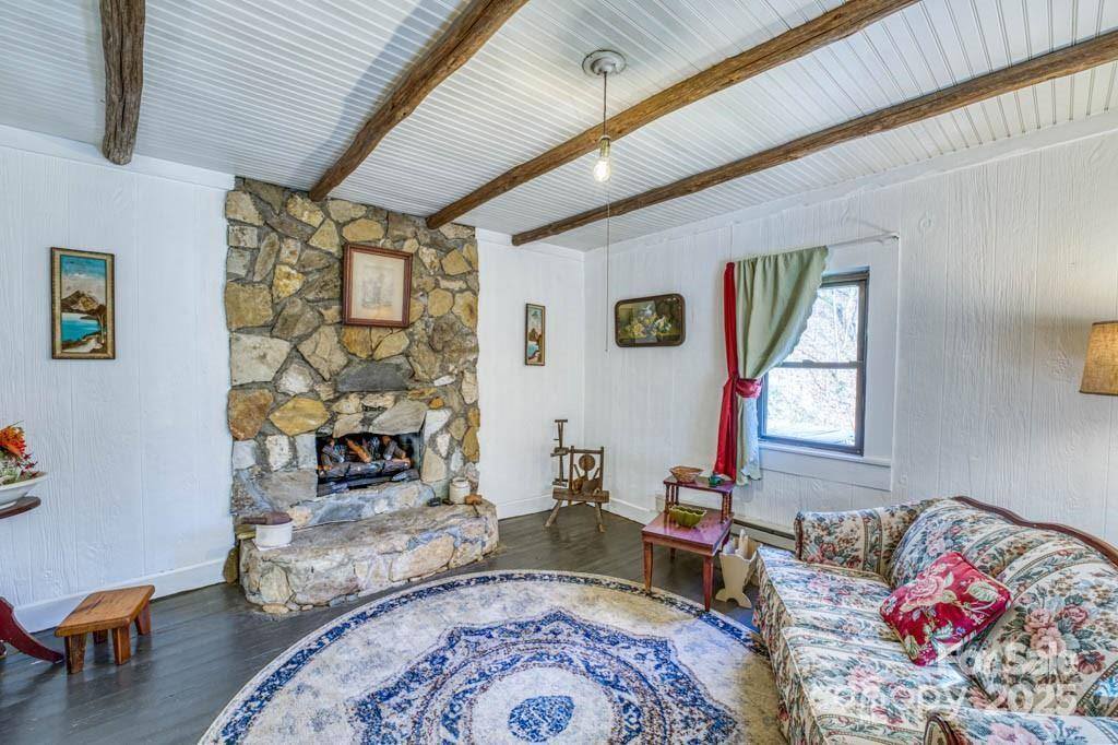 1782 Bald Mountain Road, Burnsville, NC 28714