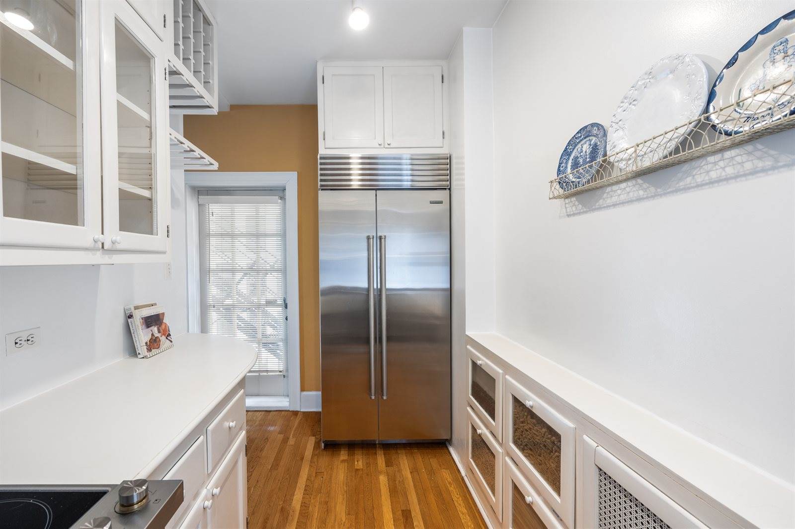 257 East Delaware Place, #7C, Chicago, IL 60611