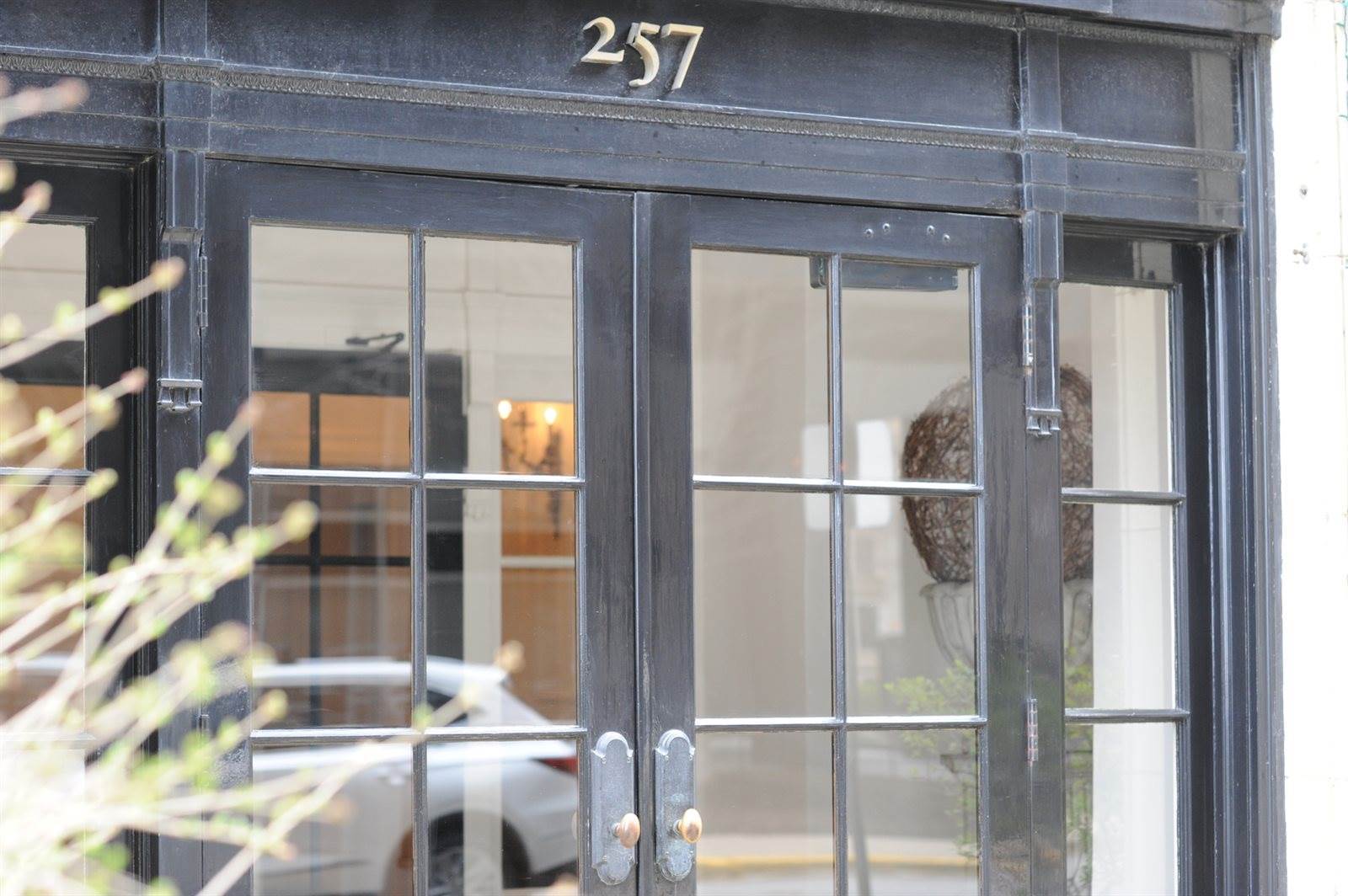 257 East Delaware Place, #7C, Chicago, IL 60611