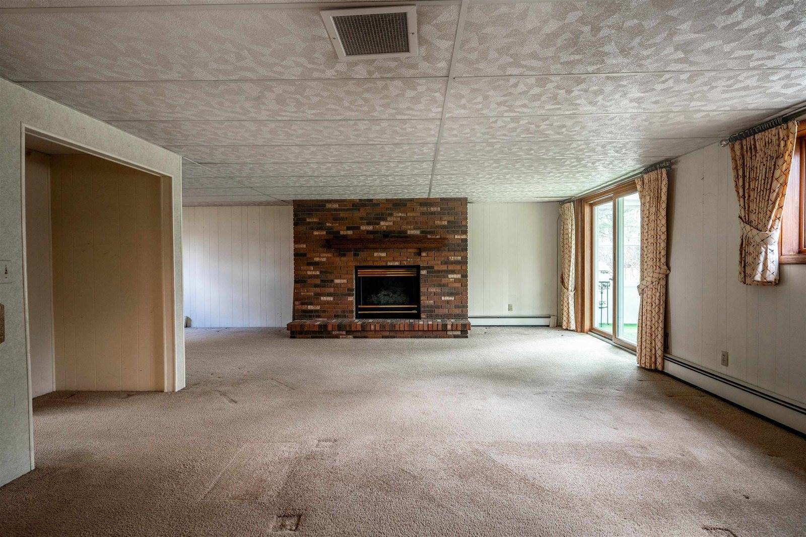 1010 Weeping Willow Drive, Wisconsin Rapids, WI 54494