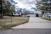 1010 Weeping Willow Drive, Wisconsin Rapids, WI 54494