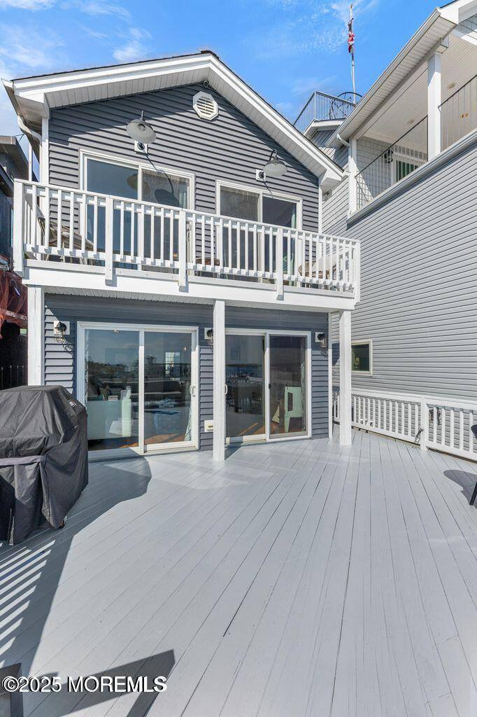 11 Seadrift Avenue, Highlands, NJ 07732
