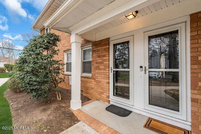 96 East Avenue, Atlantic Highlands, NJ 07716
