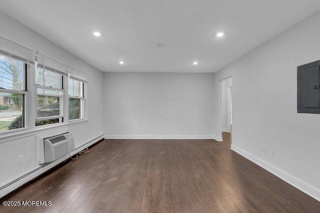 96 East Avenue, Atlantic Highlands, NJ 07716
