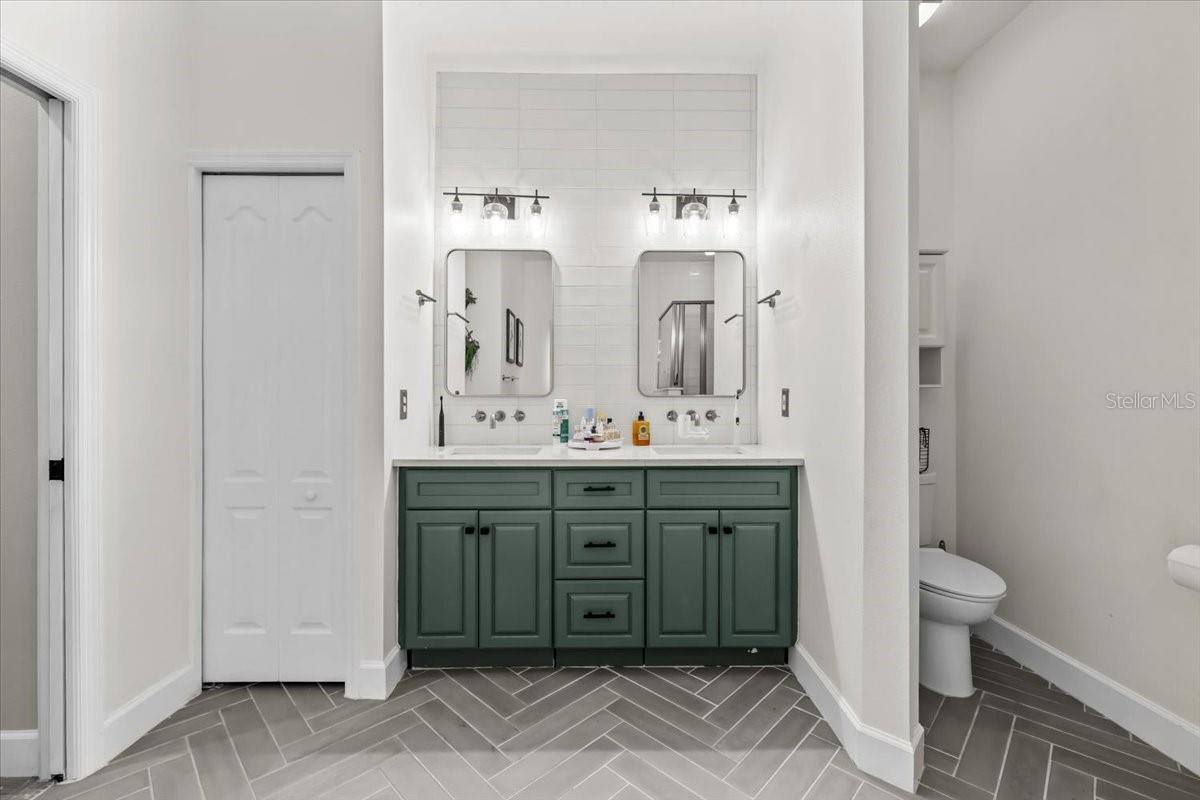 11139 Bridgecreek Drive, Riverview, FL 33569