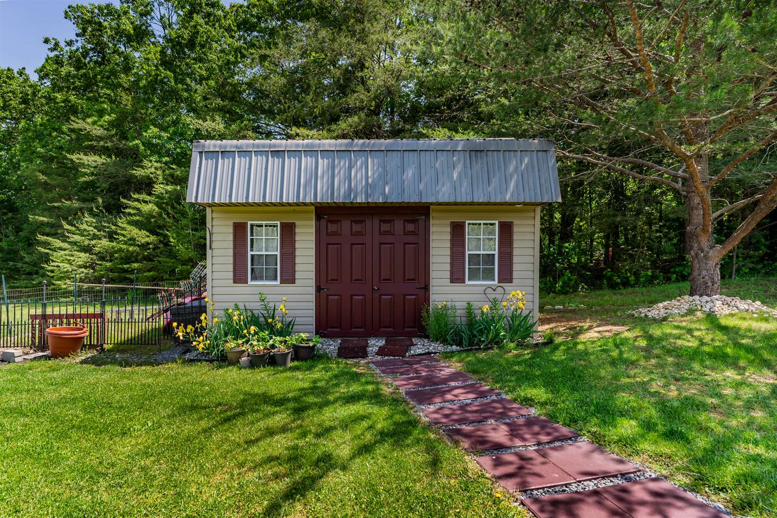 45 Meadowview Drive, New Bloomfield, PA 17068