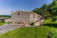 45 Meadowview Drive, New Bloomfield, PA 17068
