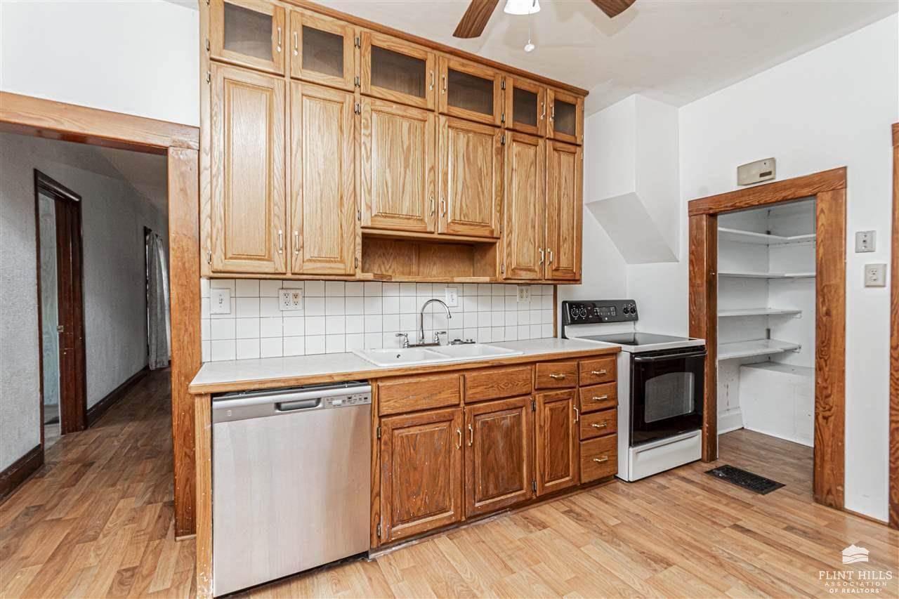 225 South Adams Street, Junction City, KS 66441