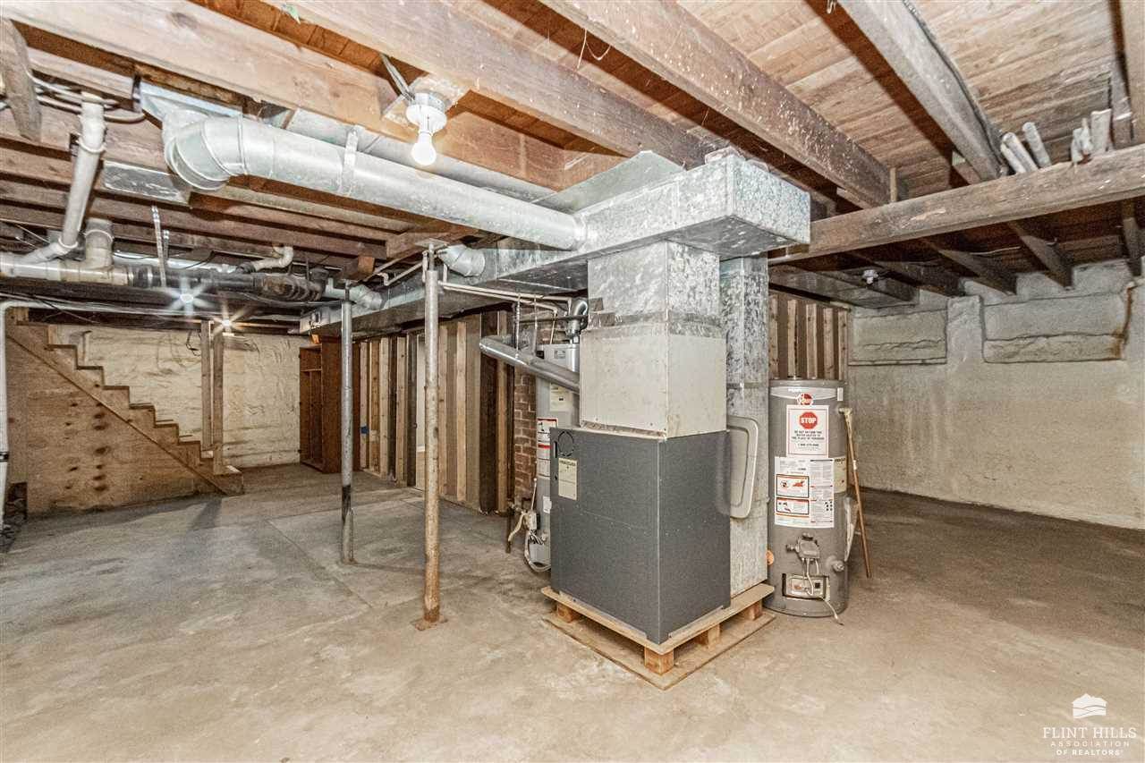 225 South Adams Street, Junction City, KS 66441