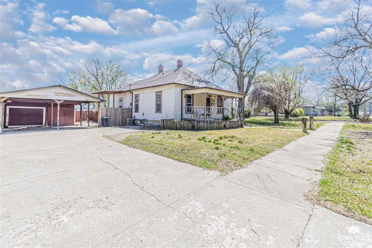 225 South Adams Street, Junction City, KS 66441