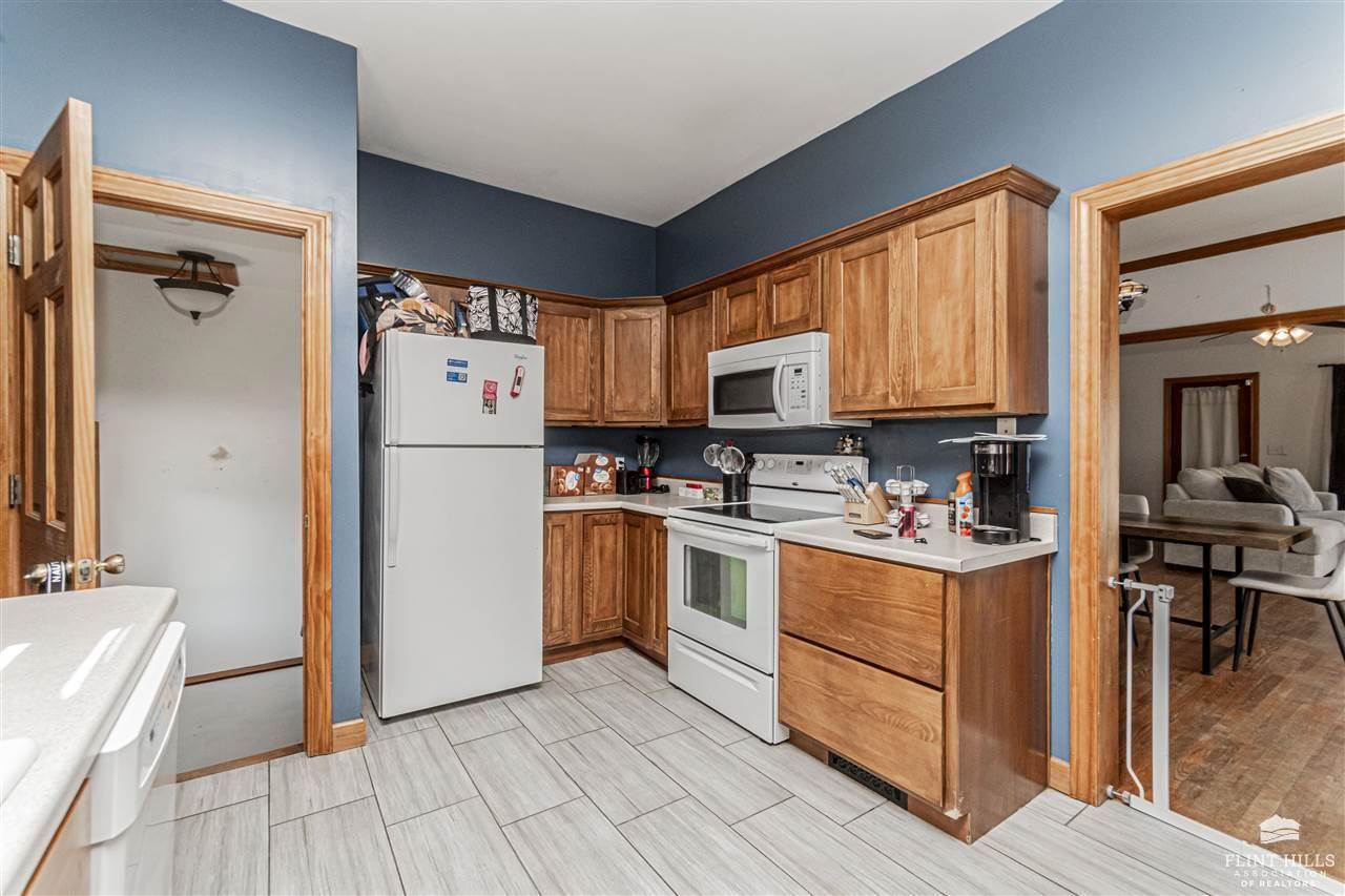 403 West Walnut Street, Junction City, KS 66441