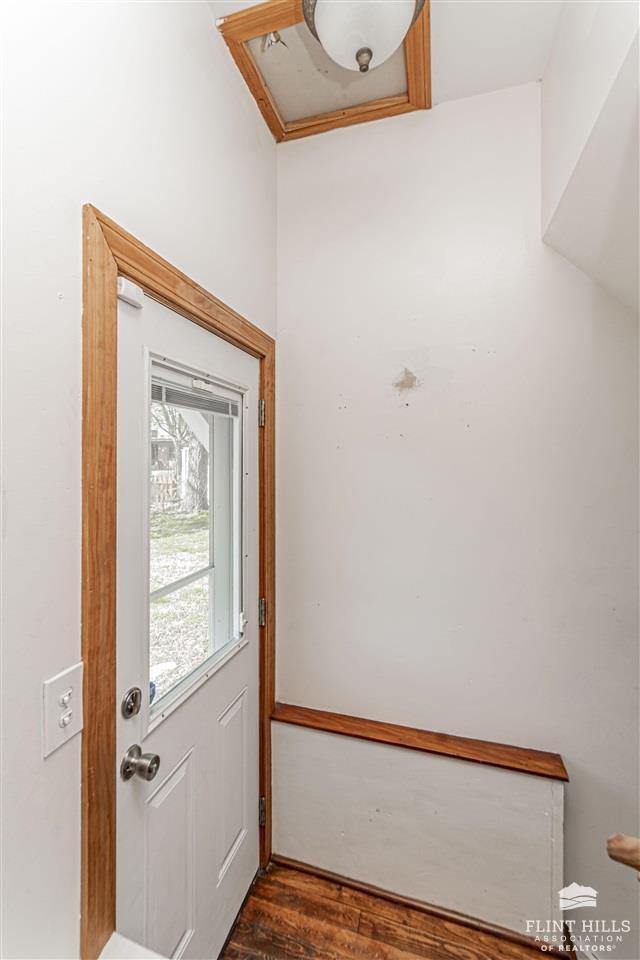 403 West Walnut Street, Junction City, KS 66441