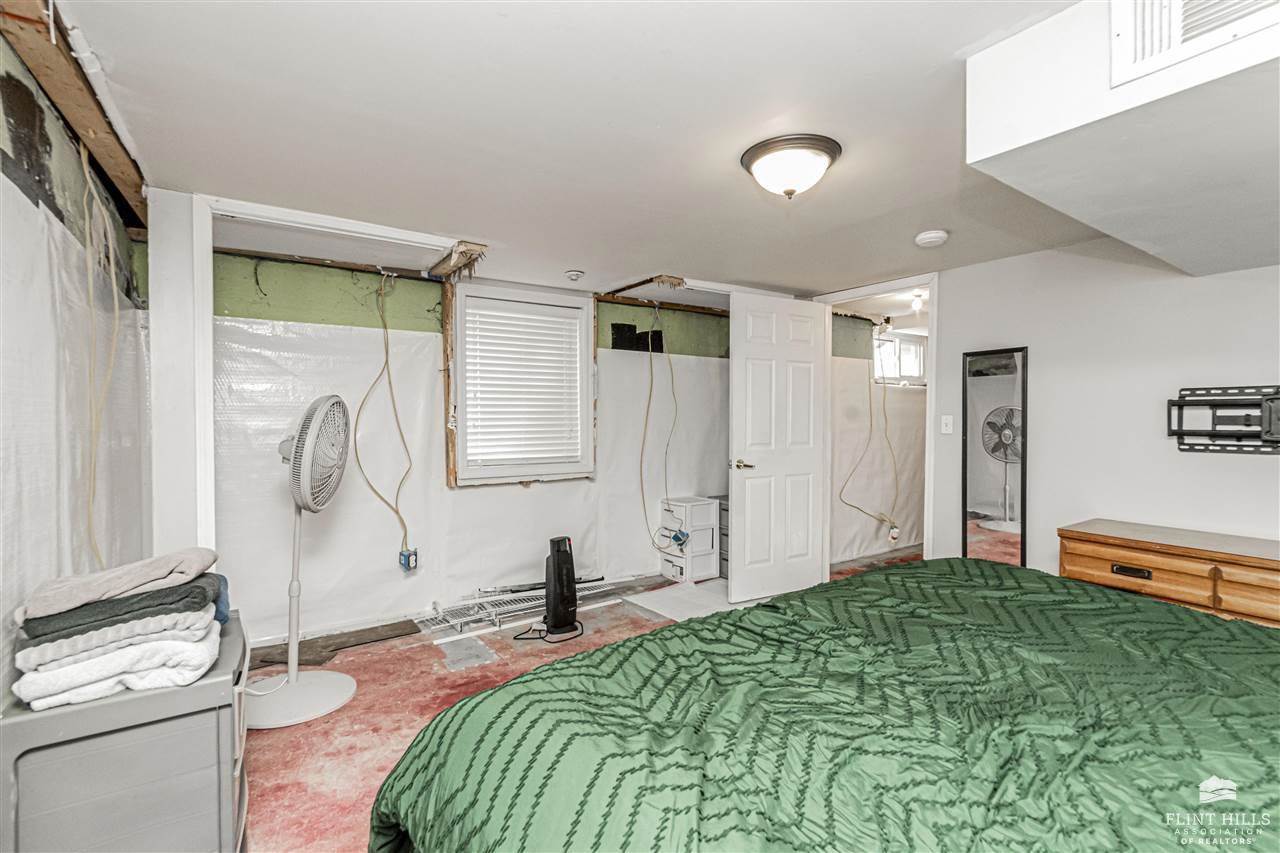 403 West Walnut Street, Junction City, KS 66441