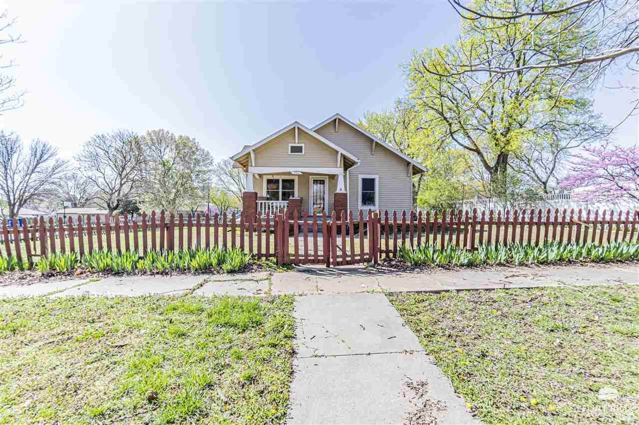 403 West Walnut Street, Junction City, KS 66441