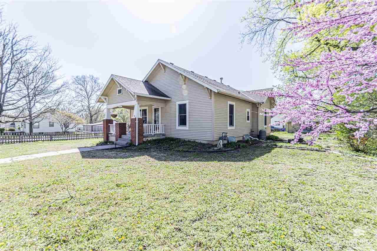 403 West Walnut Street, Junction City, KS 66441