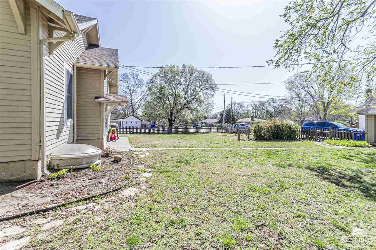 403 West Walnut Street, Junction City, KS 66441