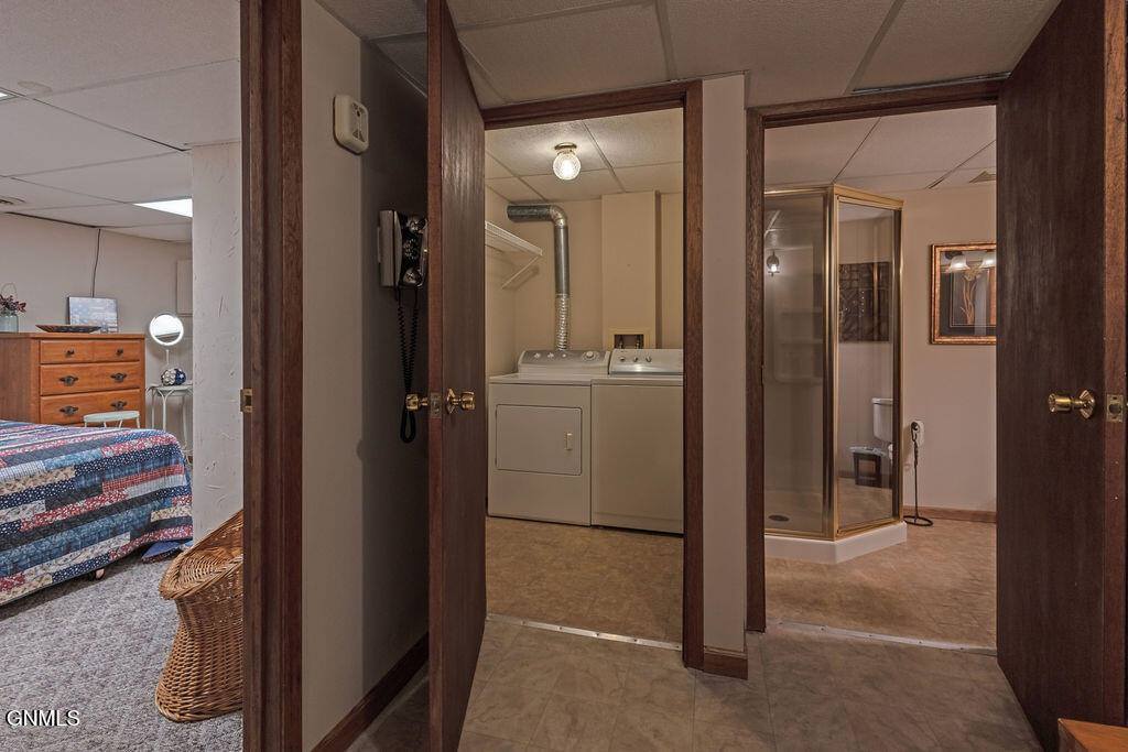 1117 7th Avenue East, Williston, ND 58801