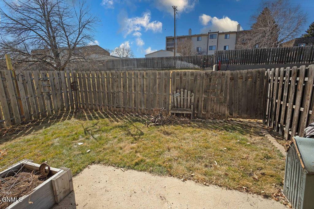 1117 7th Avenue East, Williston, ND 58801