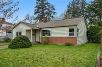 2005 SE 88TH Ave, Portland, OR 97216
