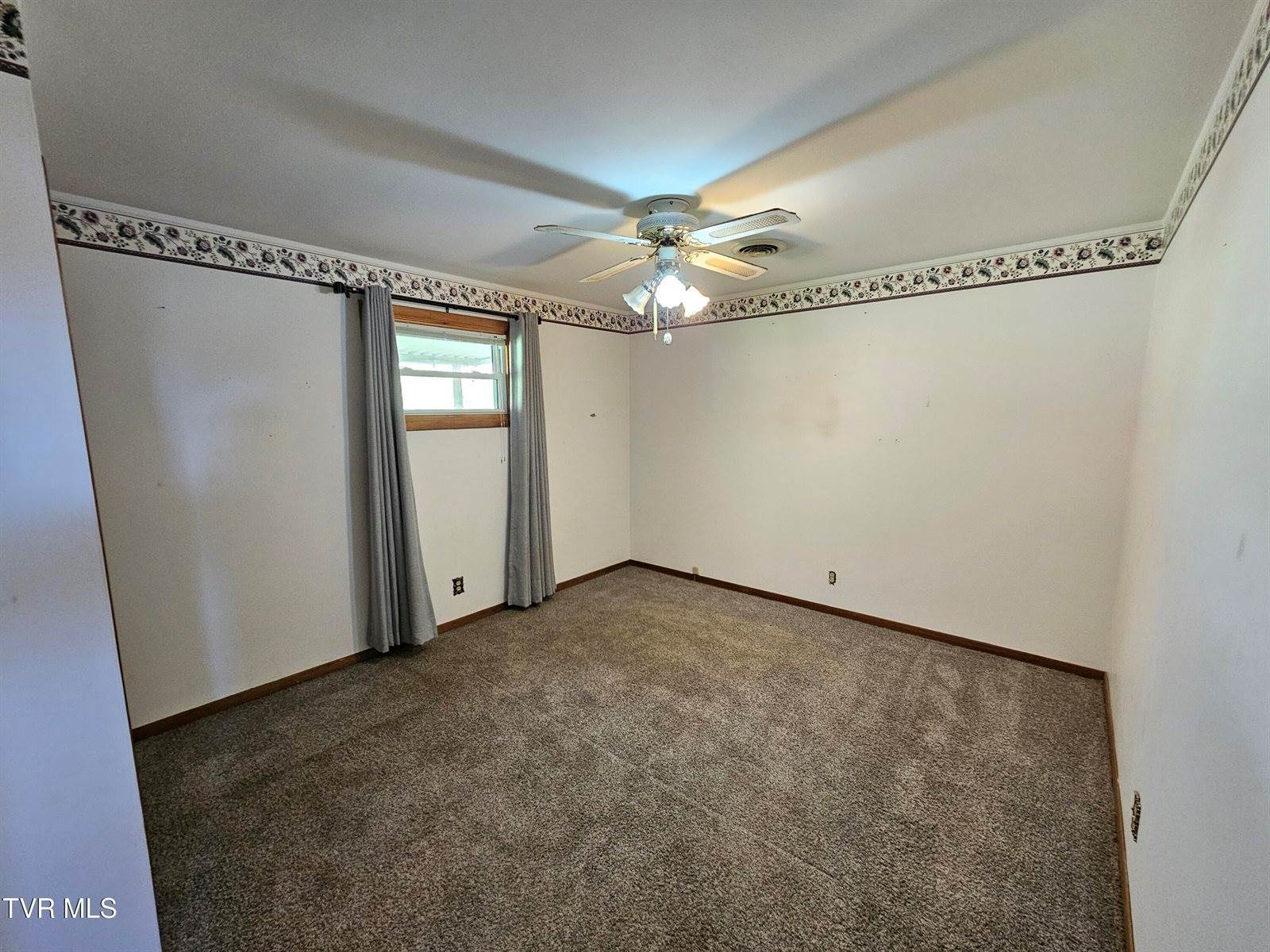 454 Shadowtown Road, Blountville, TN 37617