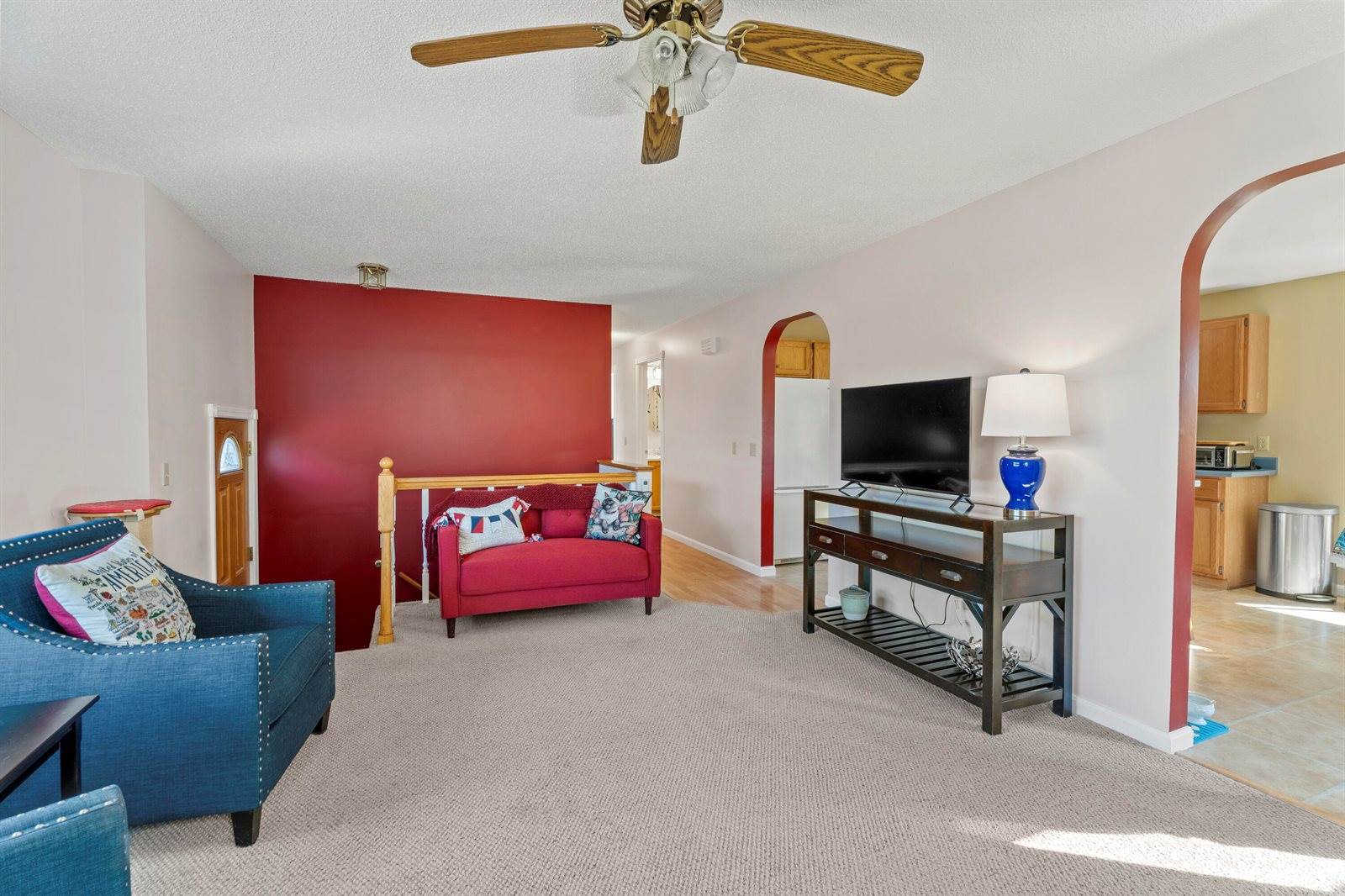 24 Vista Way, Glenburn, ME 04401