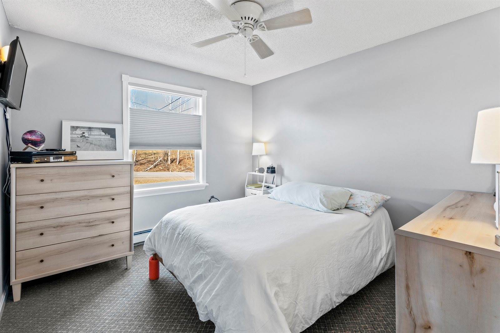 24 Vista Way, Glenburn, ME 04401