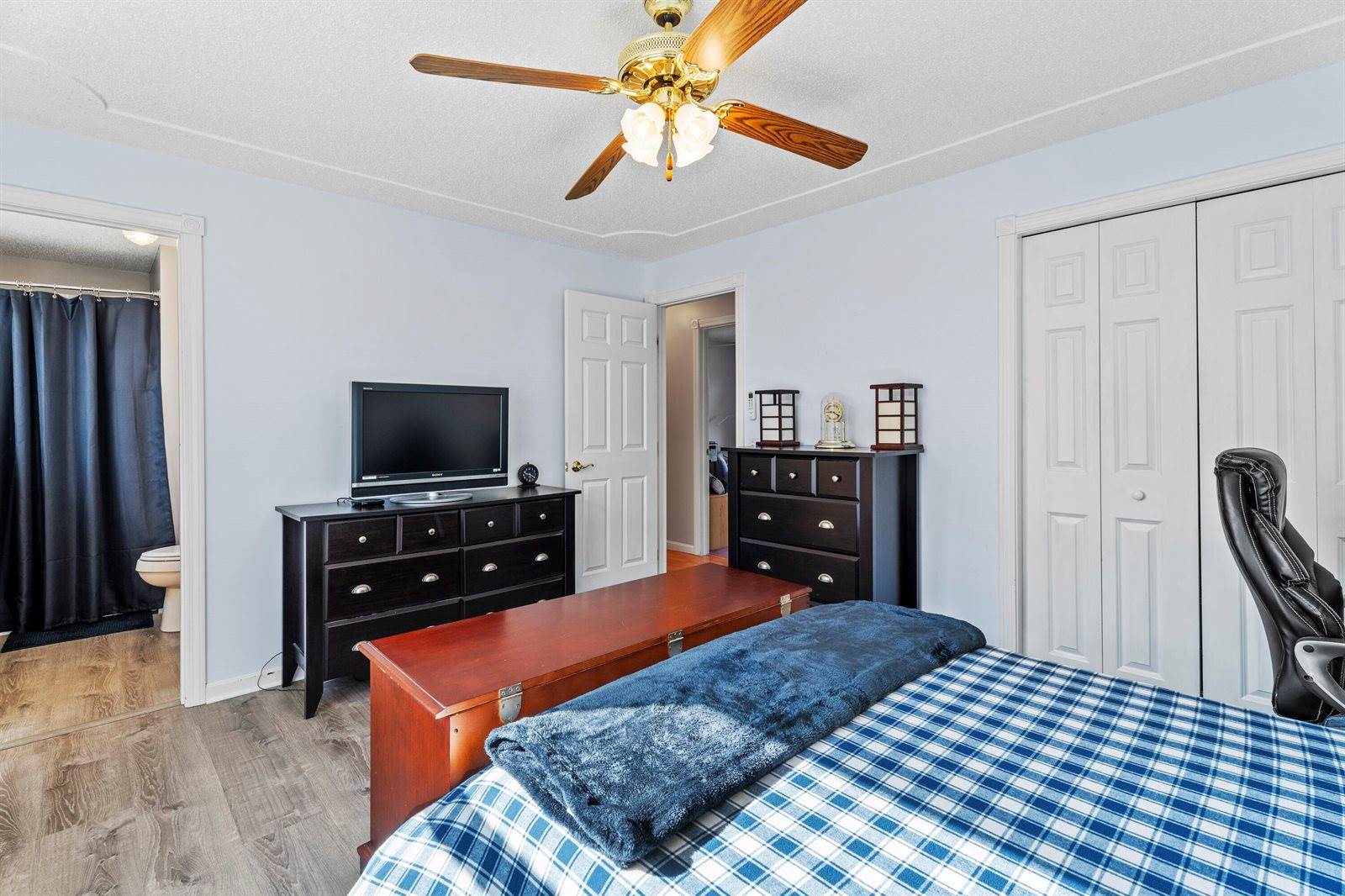 24 Vista Way, Glenburn, ME 04401