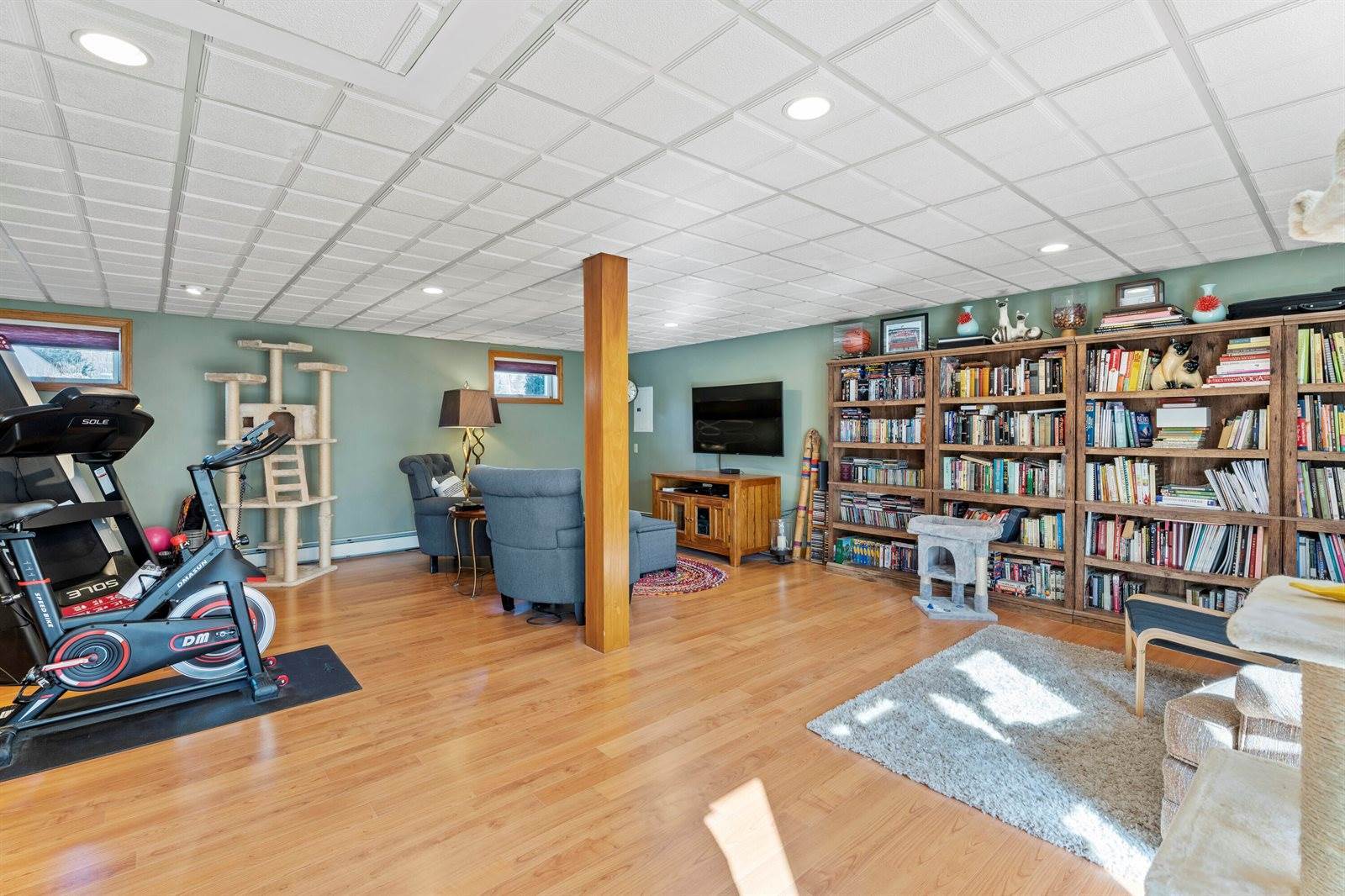24 Vista Way, Glenburn, ME 04401