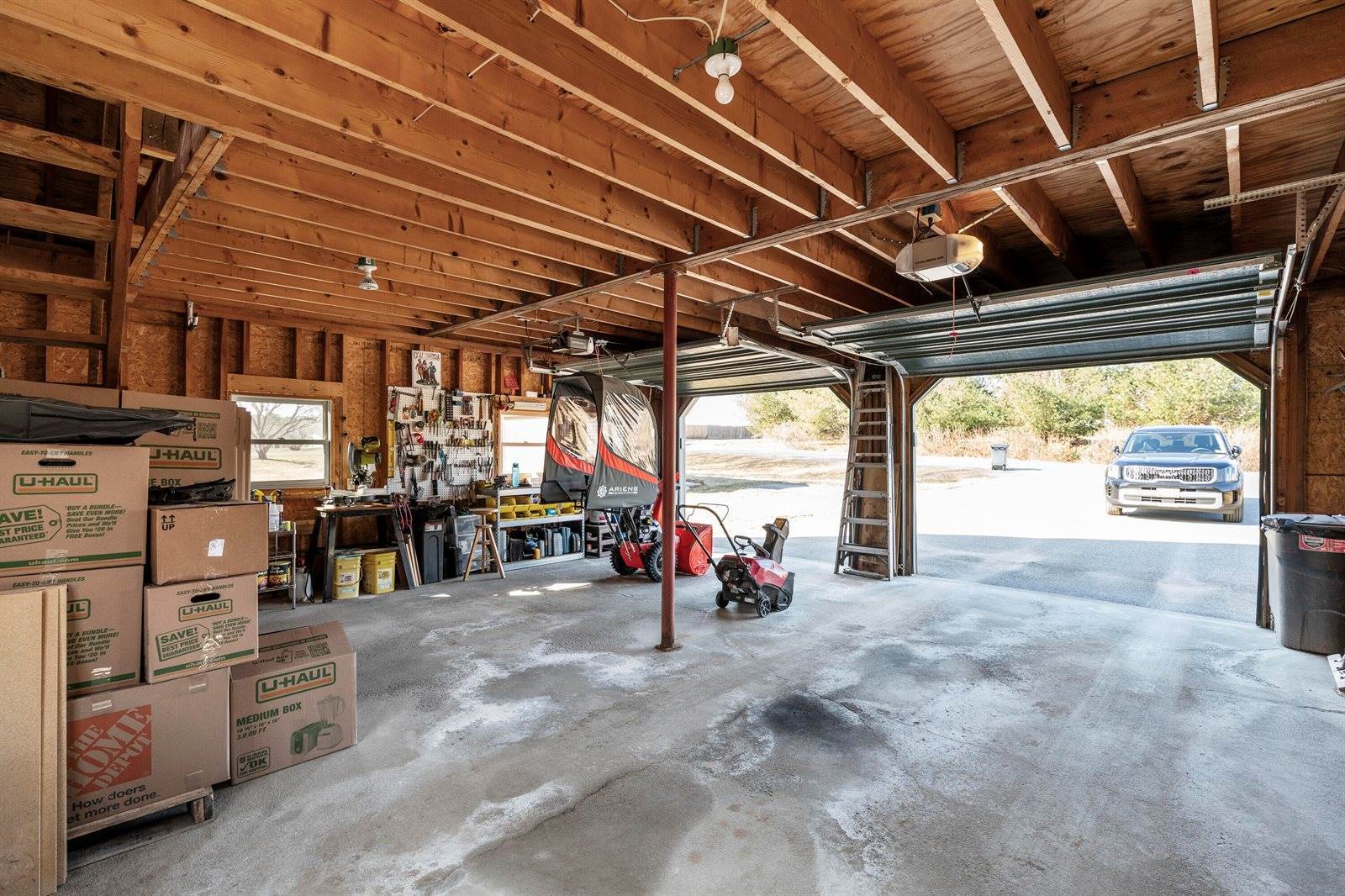 24 Vista Way, Glenburn, ME 04401