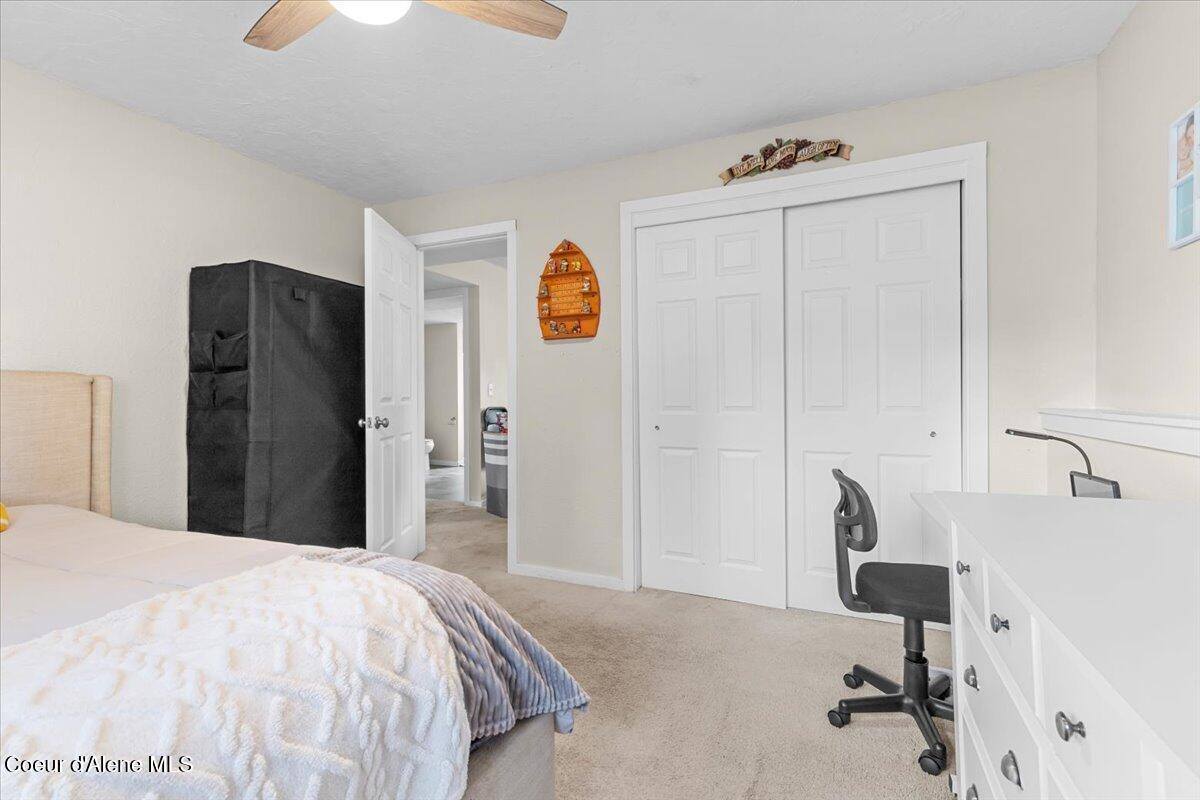 106 North Ridgewood Dr, Post Falls, ID 83854