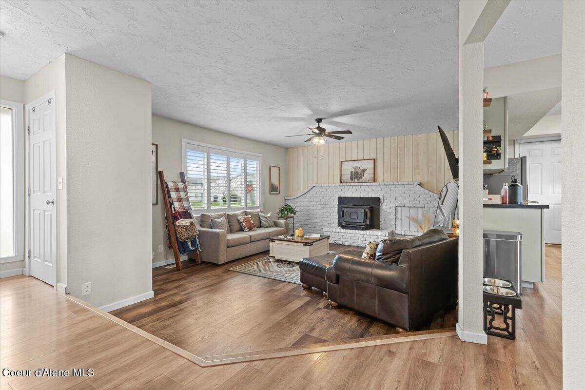 106 North Ridgewood Dr, Post Falls, ID 83854