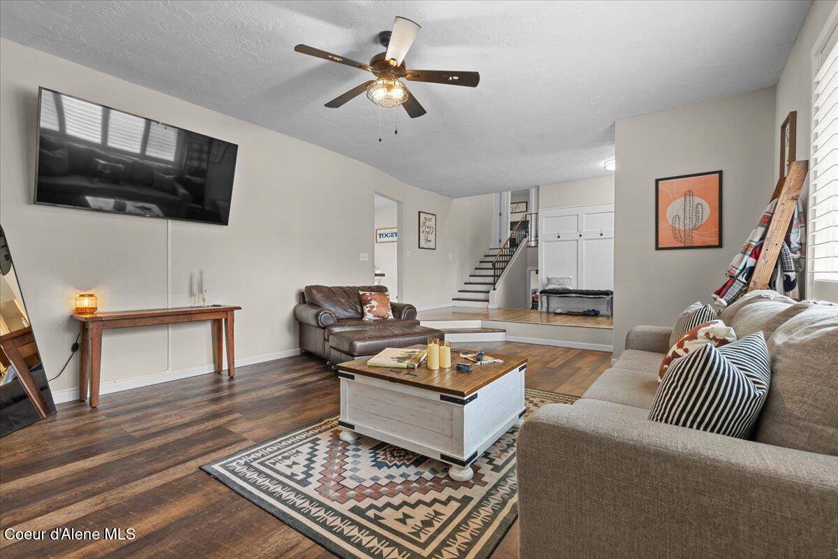 106 North Ridgewood Dr, Post Falls, ID 83854