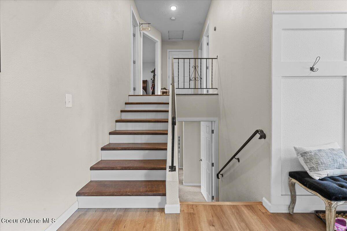 106 North Ridgewood Dr, Post Falls, ID 83854