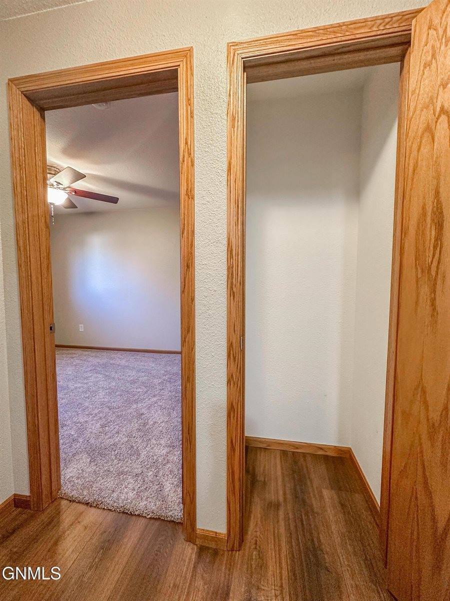 7119 Rock Creek Road, Bismarck, ND 58503