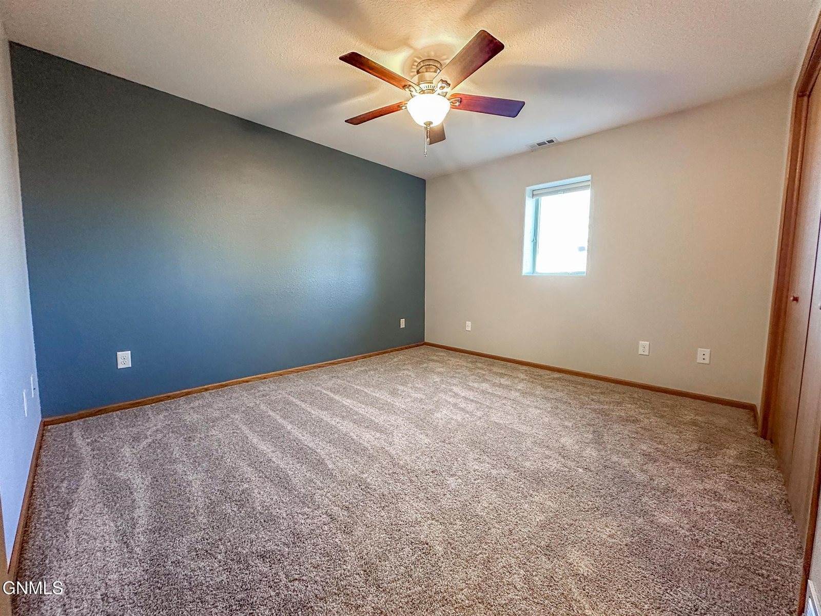 7119 Rock Creek Road, Bismarck, ND 58503