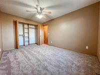 7119 Rock Creek Road, Bismarck, ND 58503