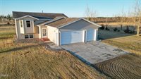 7119 Rock Creek Road, Bismarck, ND 58503