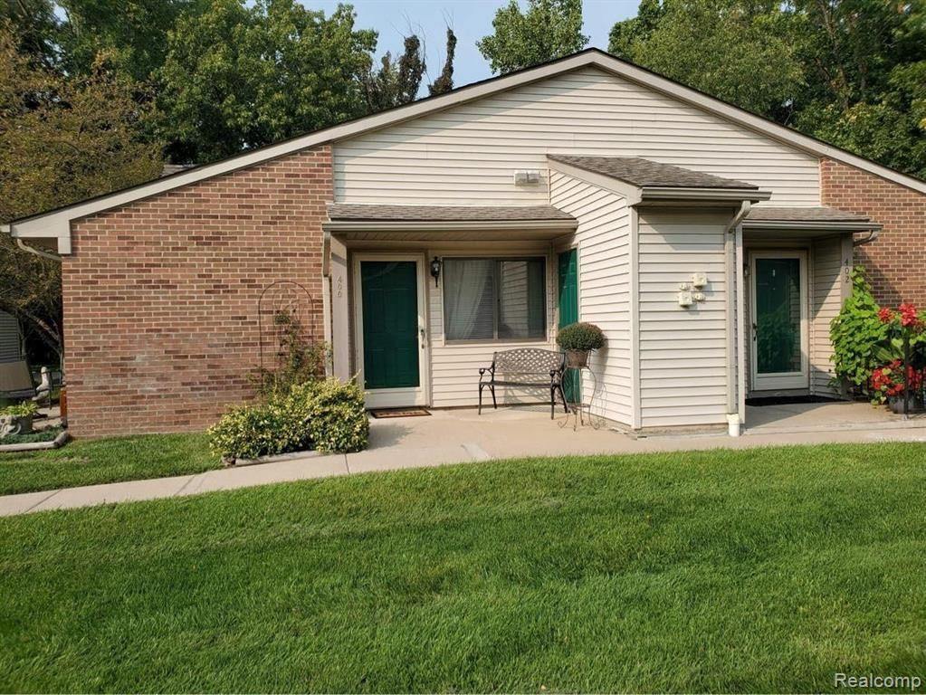400 Spring Brooke Drive, BrightonCity_Livingston, MI 48116