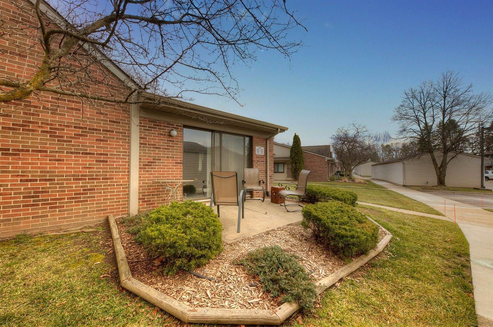 400 Spring Brooke Drive, BrightonCity_Livingston, MI 48116