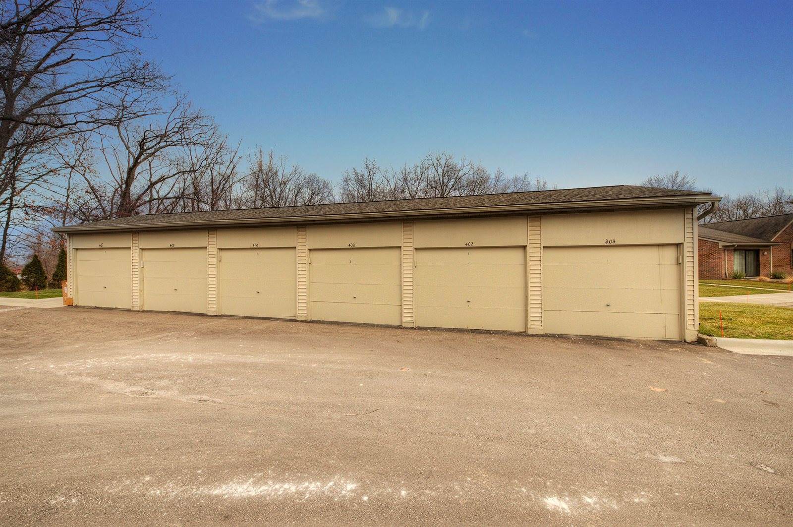 400 Spring Brooke Drive, BrightonCity_Livingston, MI 48116