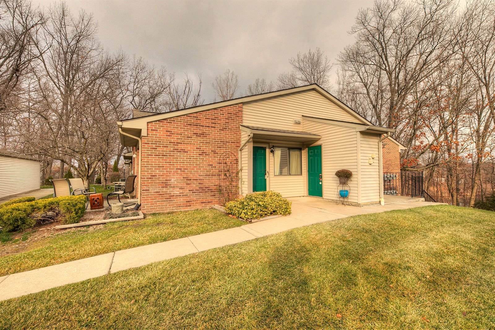 400 Spring Brooke Drive, BrightonCity_Livingston, MI 48116