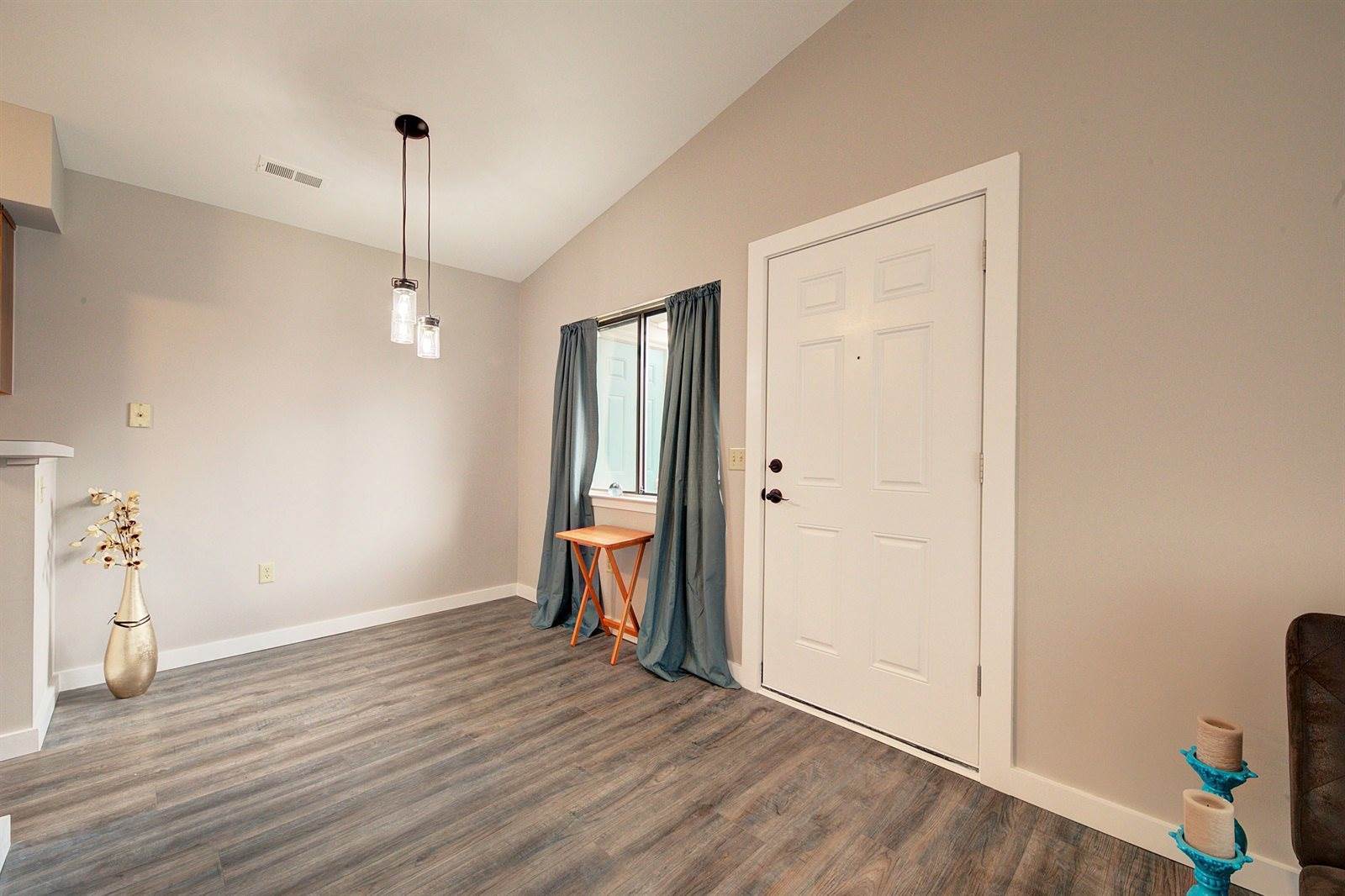 400 Spring Brooke Drive, BrightonCity_Livingston, MI 48116