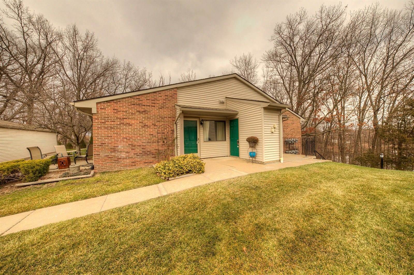 400 Spring Brooke Drive, BrightonCity_Livingston, MI 48116