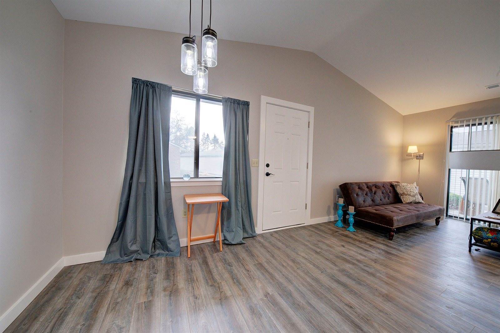 400 Spring Brooke Drive, BrightonCity_Livingston, MI 48116