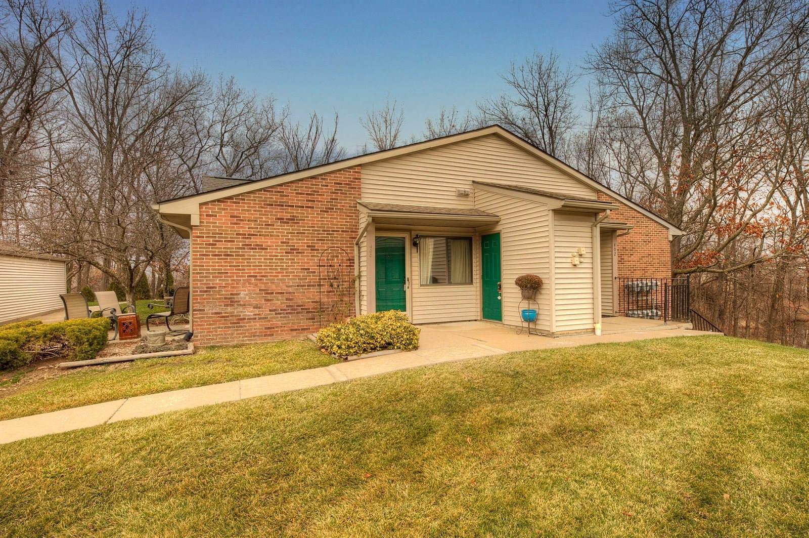 400 Spring Brooke Drive, BrightonCity_Livingston, MI 48116